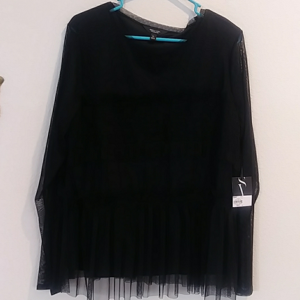 Simply Vera Vera Wang Dream Noir Black Top